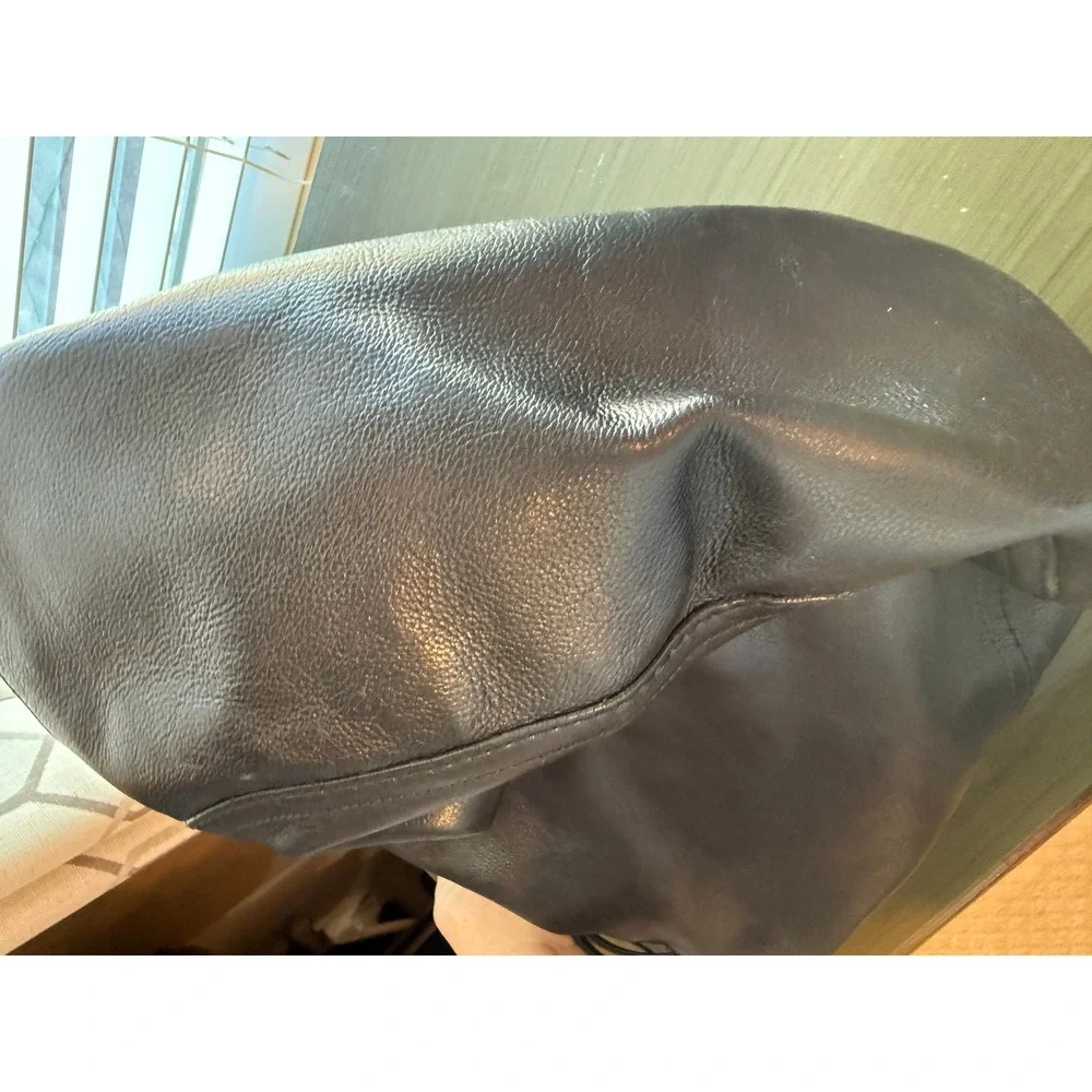 Cole Haan Black Leather‎ Hobo Shoulder Bag Drawstring Buckle Accents Gold